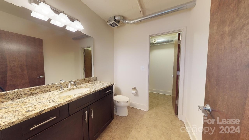 715 Graham Street - Photo 8