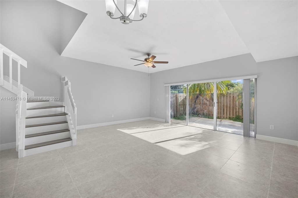 9985 Sw 118th Ct - Photo 4