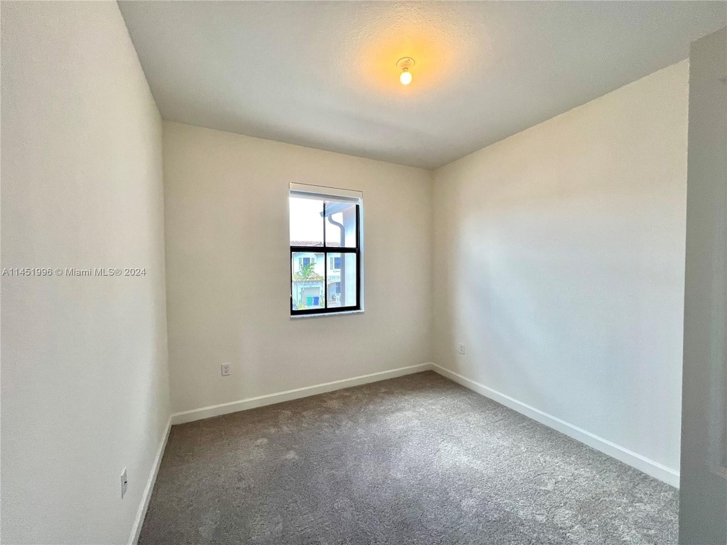 11918 Sw 247 Terrace - Photo 24