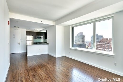 7 Dekalb Avenue - Photo 5