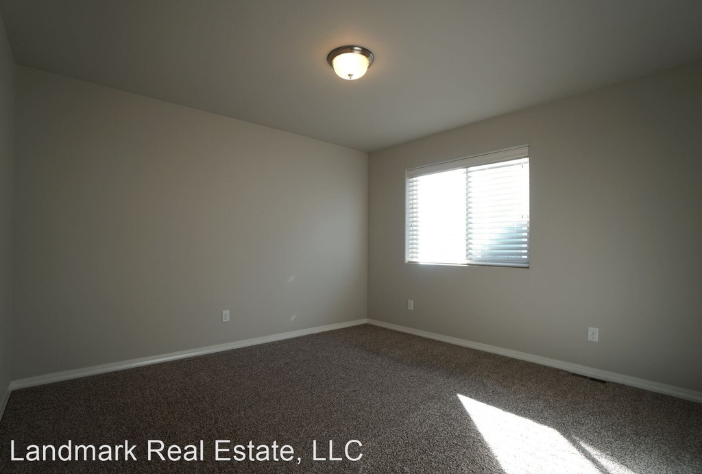 8046 Misty Moon Drive - Photo 24