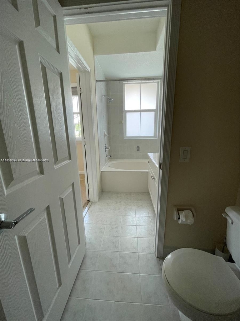 3115 Nw 101st Pl - Photo 10