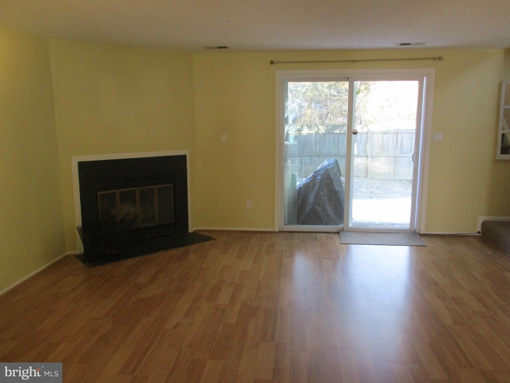 1126 Pewter Court - Photo 6