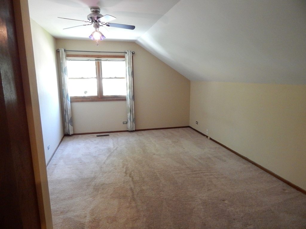 1341 Greenfield Court - Photo 15