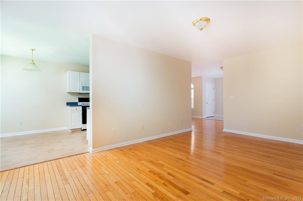 110 Lexington Boulevard - Photo 12