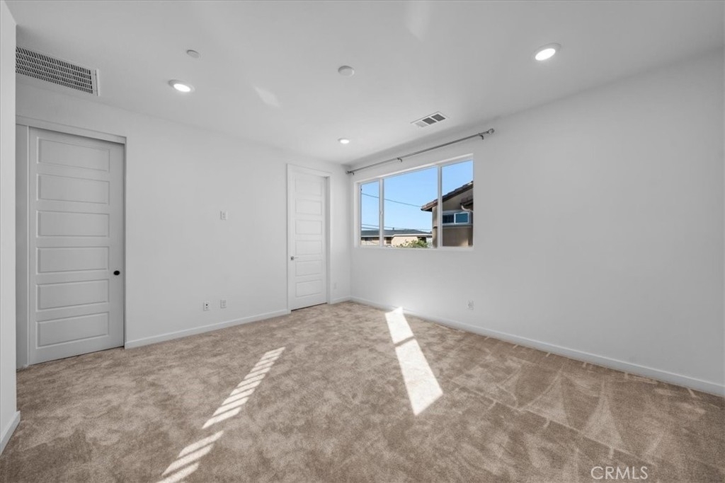 1556 W Plaza Del Amo - Photo 18