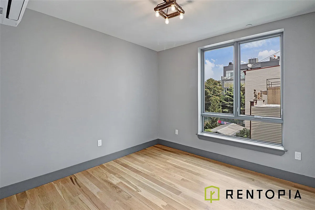 183 Ainslie Street - Photo 6