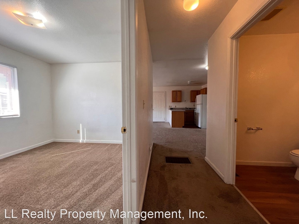 2150 Sutro Street D - Photo 6