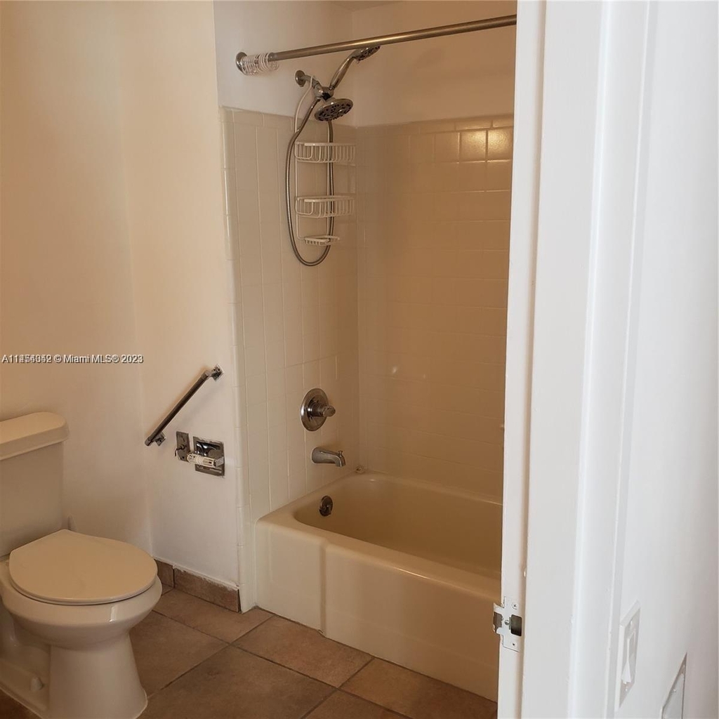 1250 West Ave - Photo 9