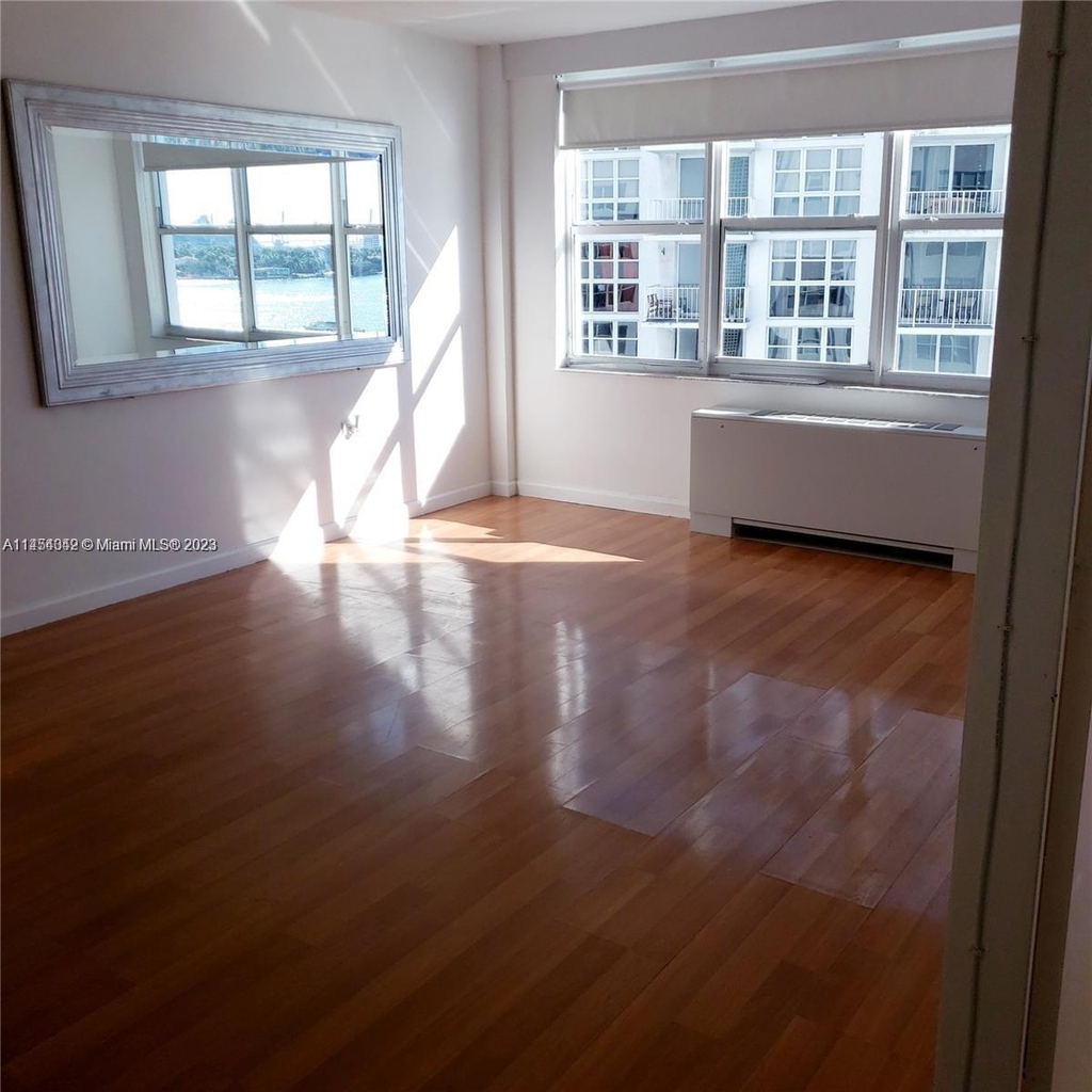 1250 West Ave - Photo 12