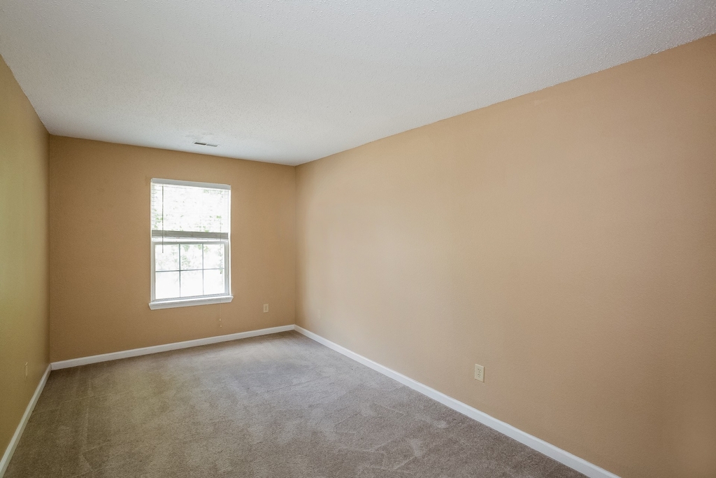 5943 Liverpool Lane - Photo 8