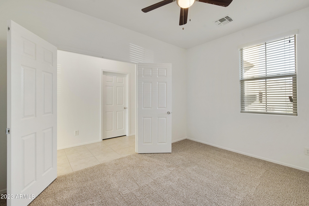 8454 N 61st Drive - Photo 10