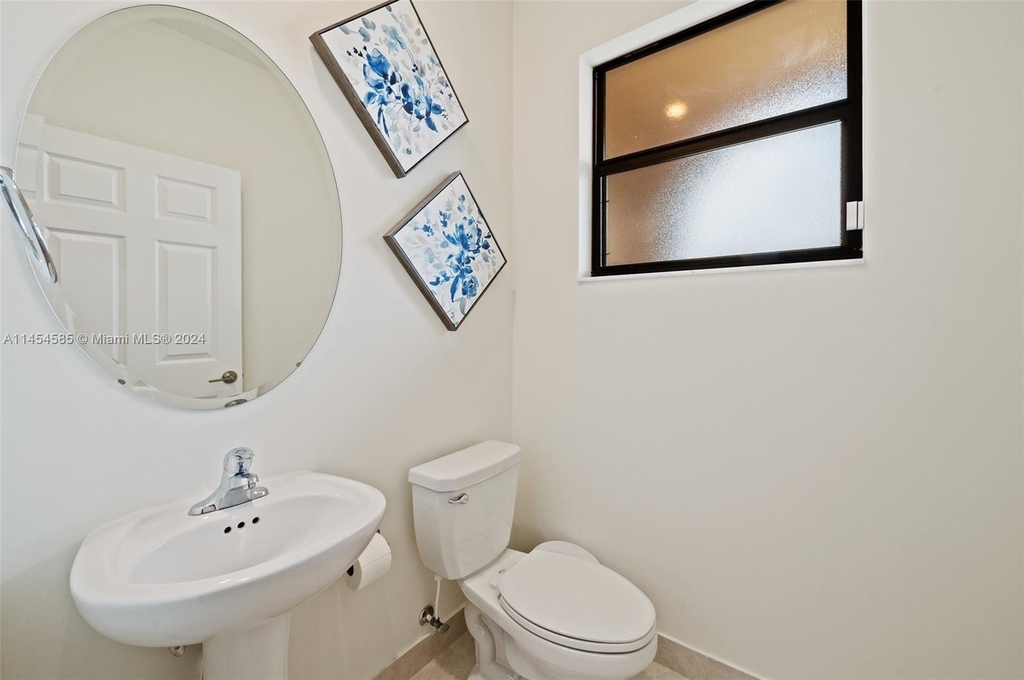 10563 W 33rd Ct - Photo 6