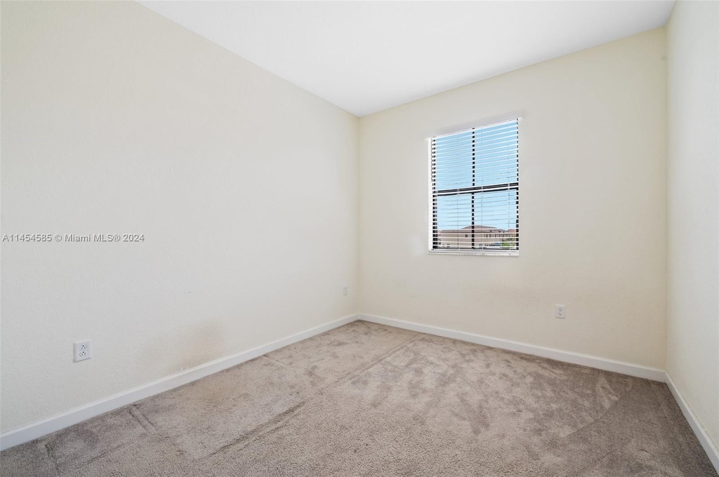 10563 W 33rd Ct - Photo 20