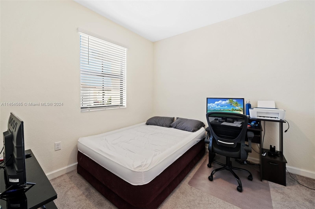 10563 W 33rd Ct - Photo 17