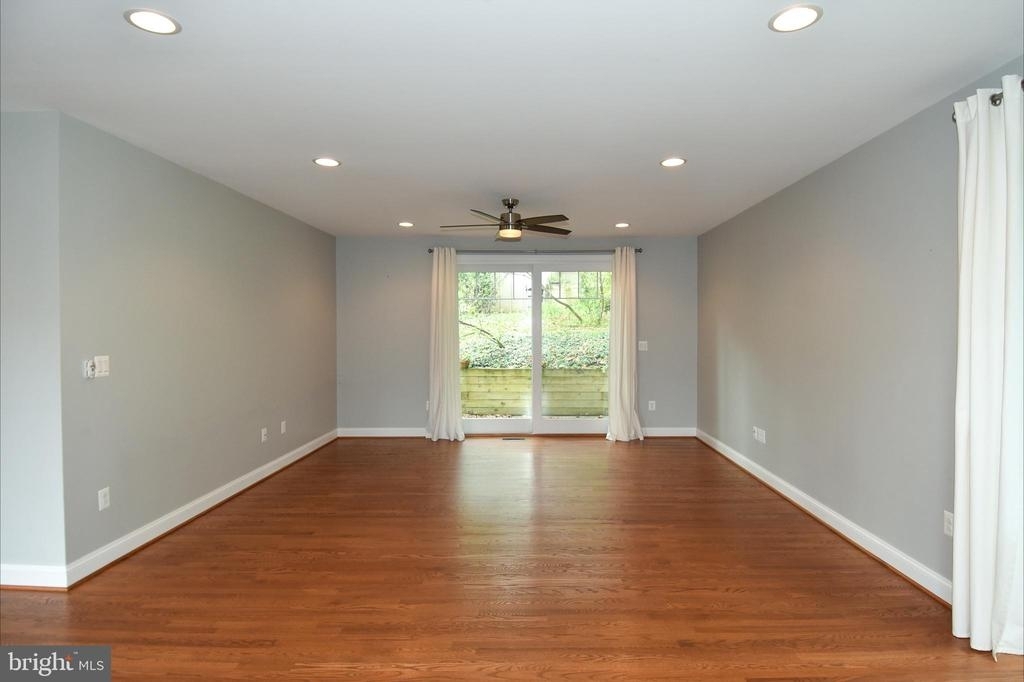 1306 Tracy Pl - Photo 17