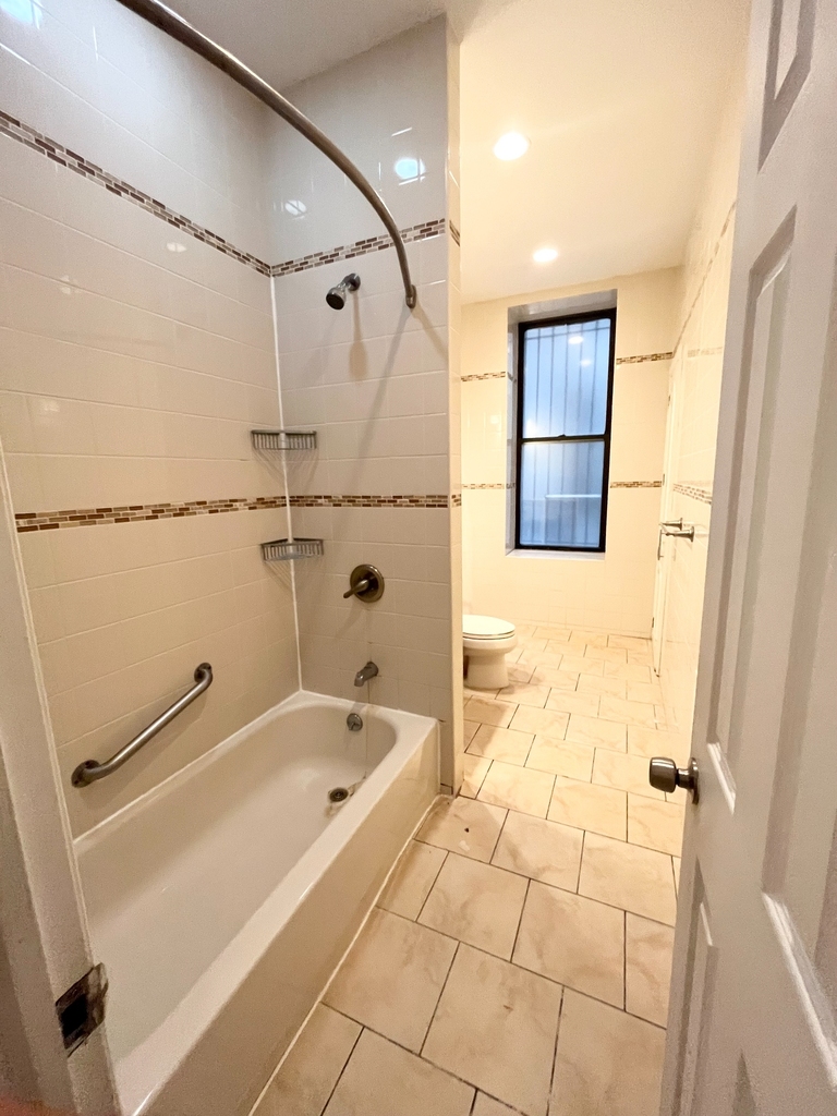  West 151st Street - Photo 7