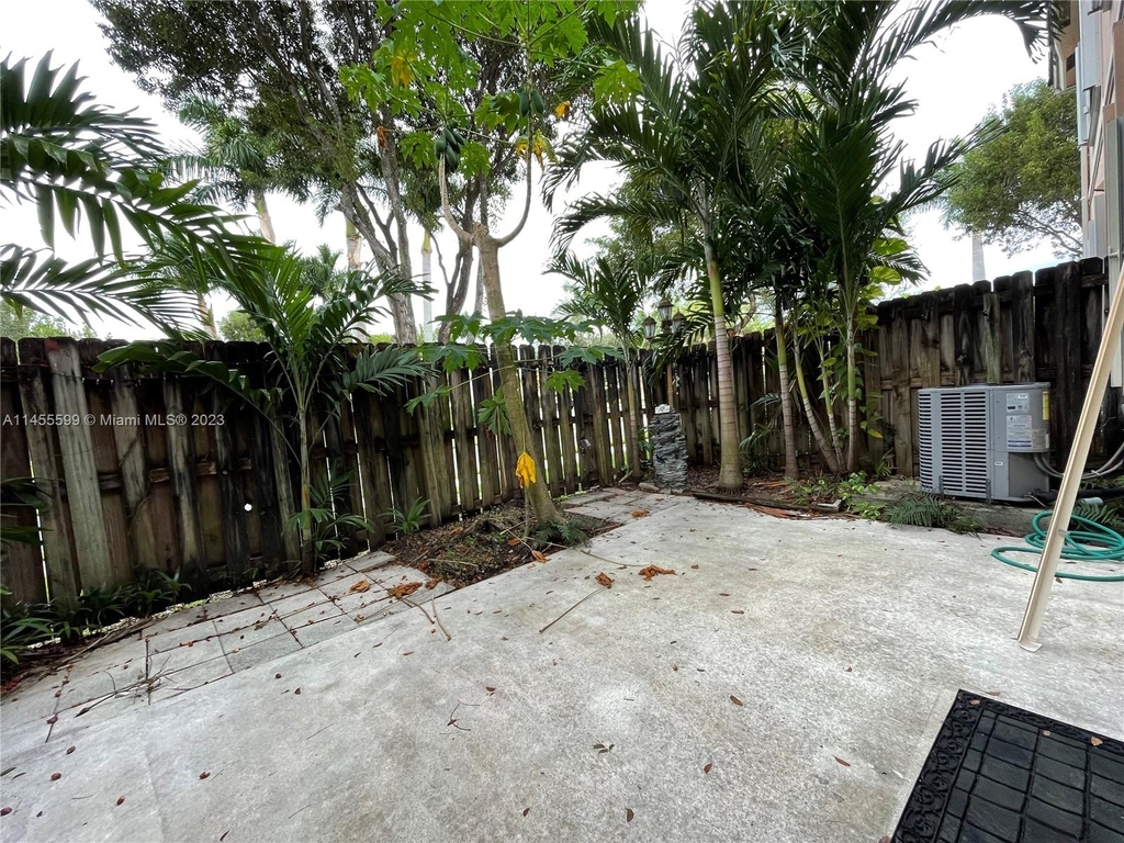 12611 Sw 123rd Ter - Photo 21