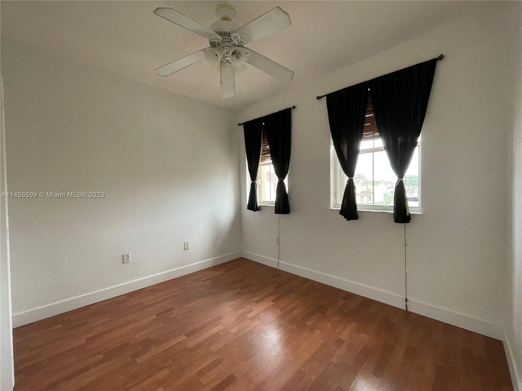12611 Sw 123rd Ter - Photo 18
