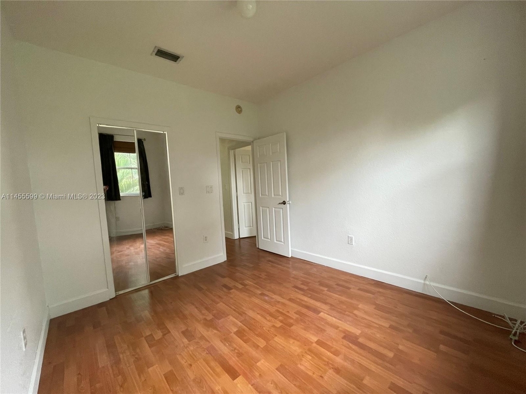 12611 Sw 123rd Ter - Photo 15