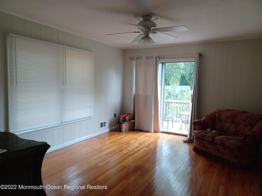 605 Carol Avenue - Photo 11