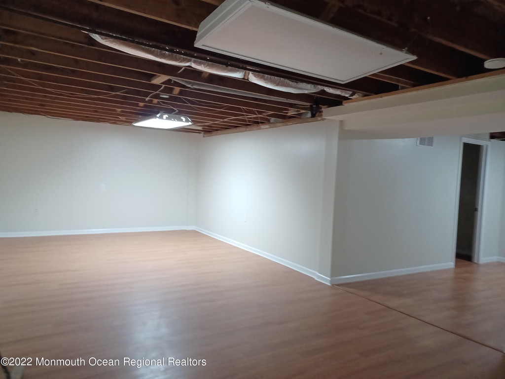 605 Carol Avenue - Photo 16