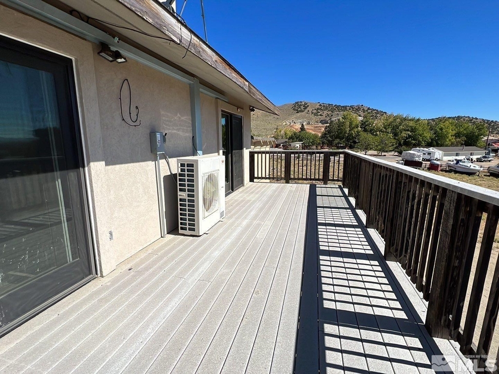 9490 Tomahawk Way - Photo 10