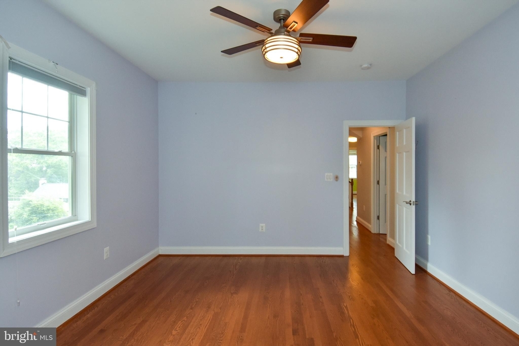 1306 Tracy Place - Photo 32