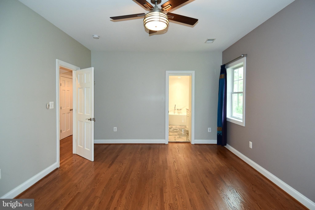 1306 Tracy Place - Photo 26
