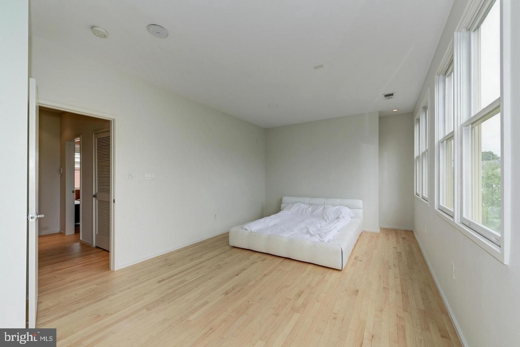 1206 N Johnson Street - Photo 18