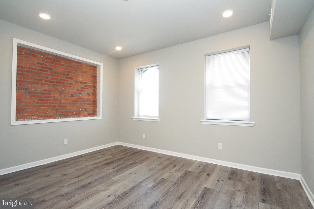 3232 W Berks Street - Photo 9