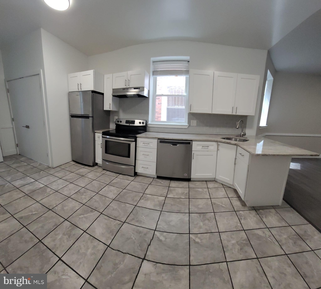 6106 Webster Street - Photo 5