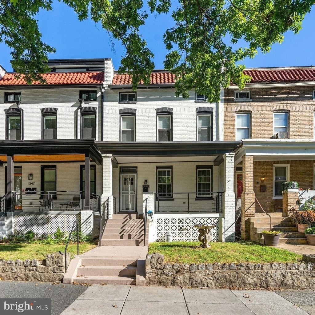 1345 Taylor Street Nw - Photo 0