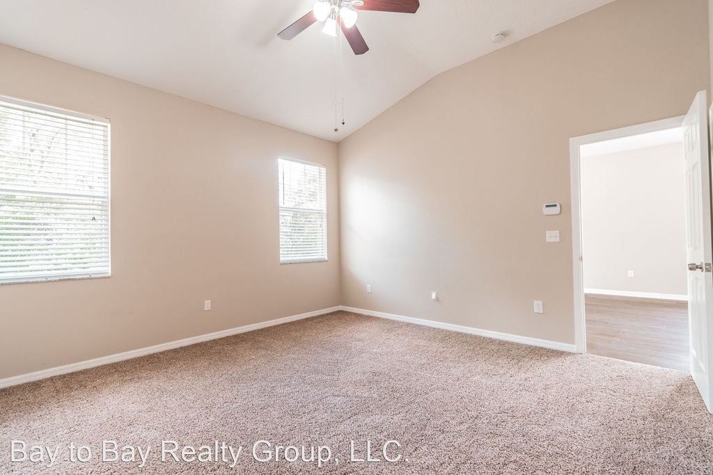 6102 Sweet William Terrace - Photo 14