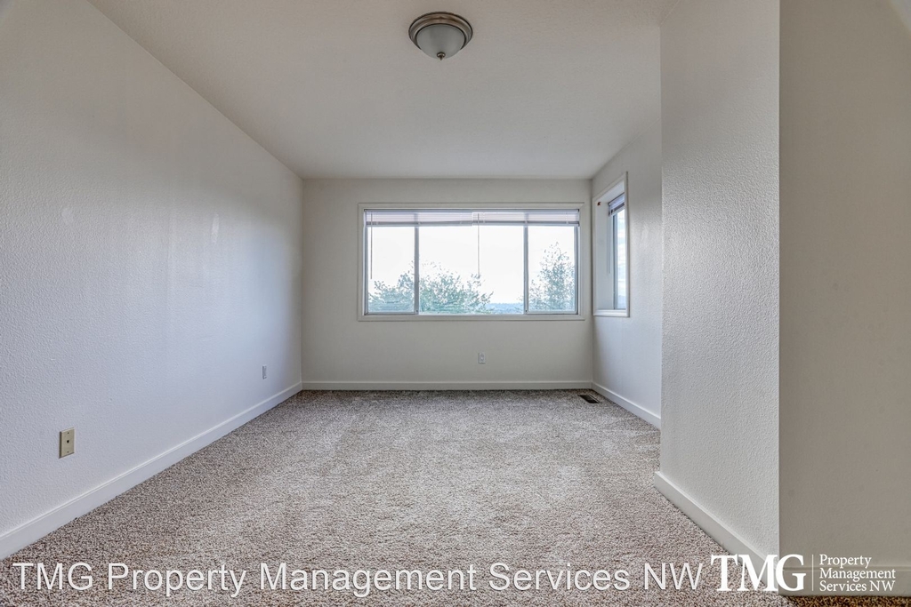 5013-5025 Sw View Point Terrace - Photo 24