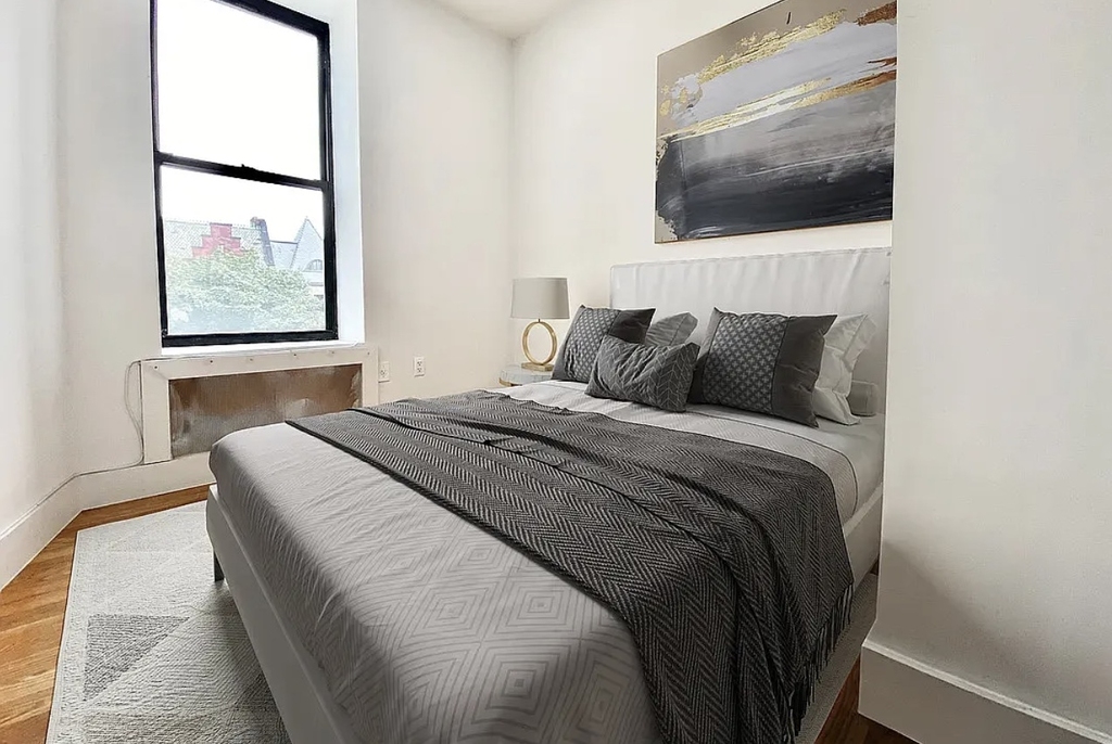 322 Convent Avenue - Photo 3