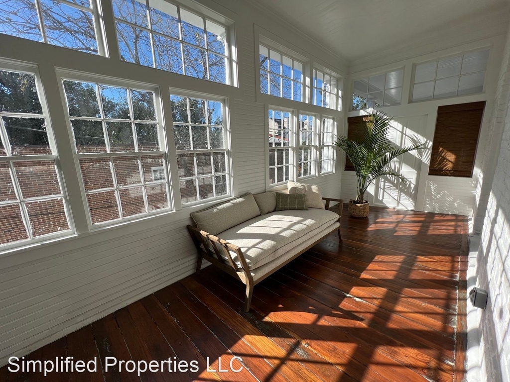 157 Wentworth St - Photo 12