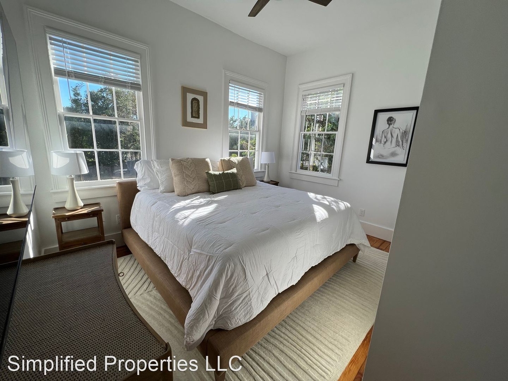 157 Wentworth St - Photo 10
