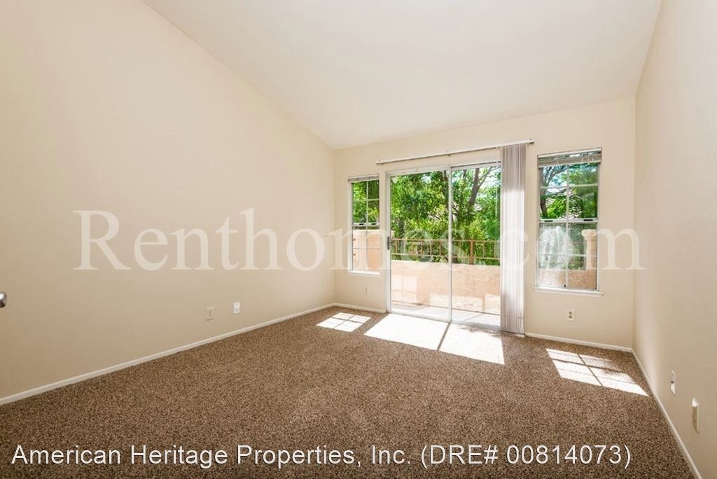 11068 Portobelo Drive - Photo 12