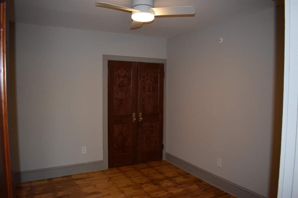 128 S Chatham Avenue - Photo 10