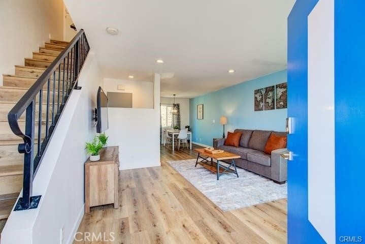 110 S Eucalyptus Avenue - Photo 4