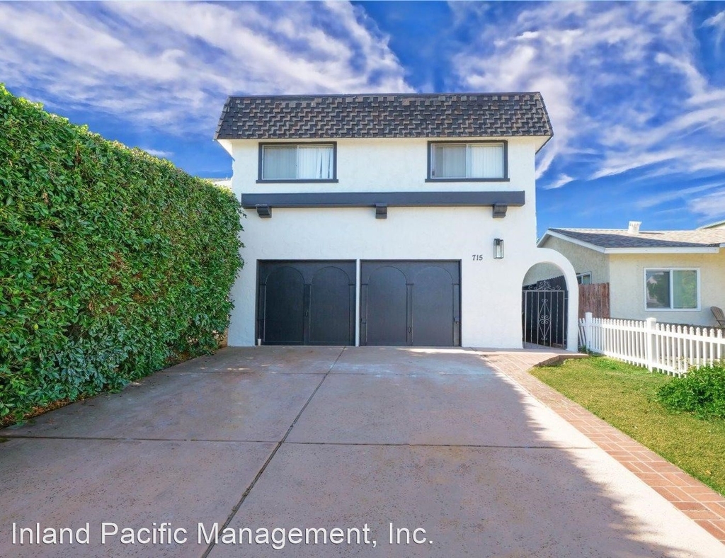 715 Amapola Ave. - Photo 0