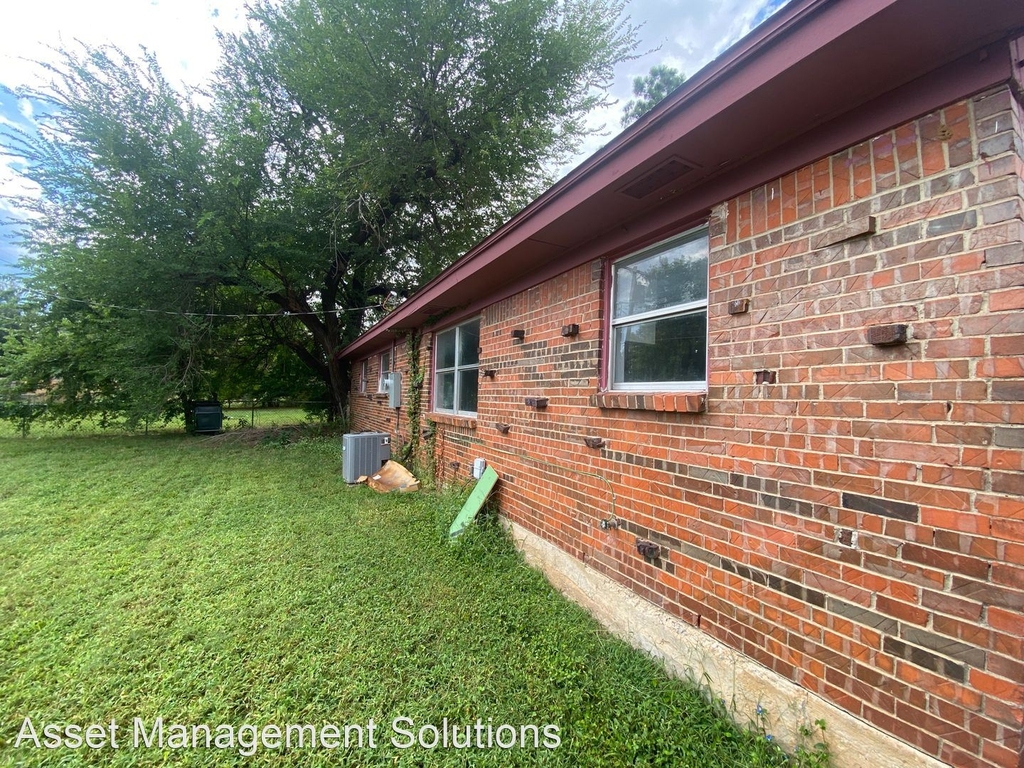 1320 Mcgregor Drive - Photo 1