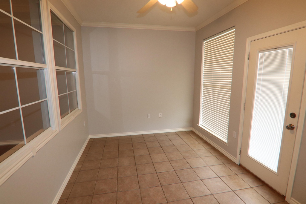 6235 Gracemount Lane - Photo 13