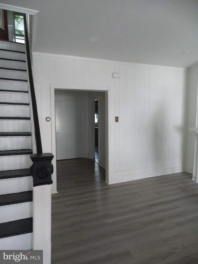 5518 Race Street - Photo 1