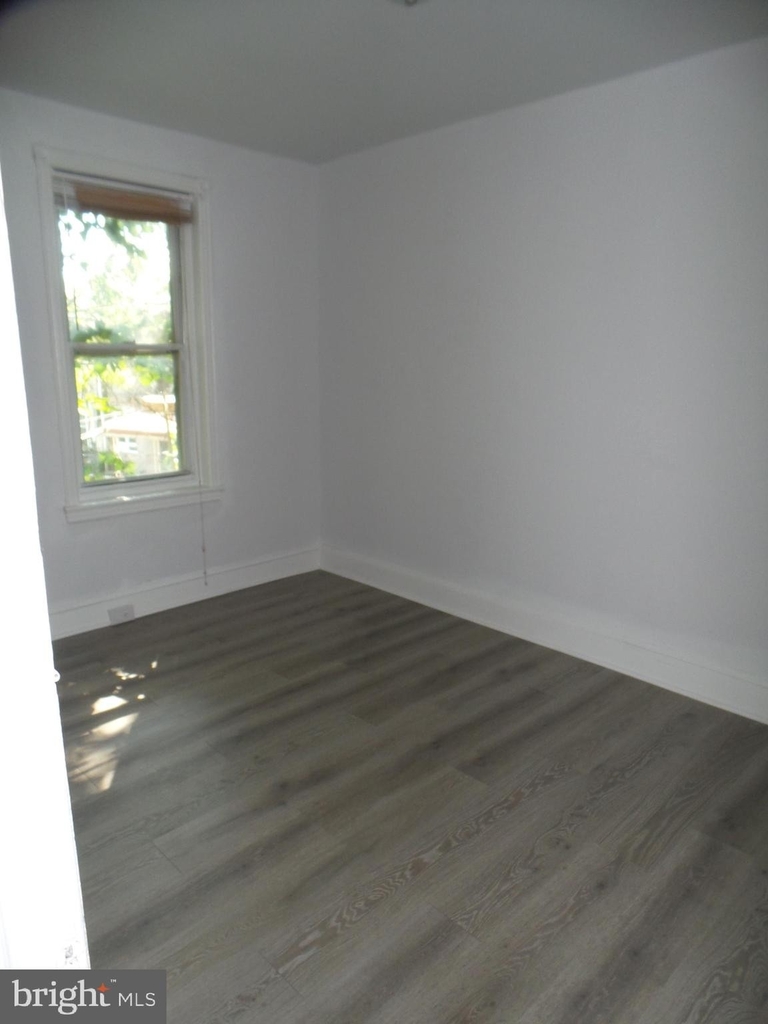 5518 Race Street - Photo 17