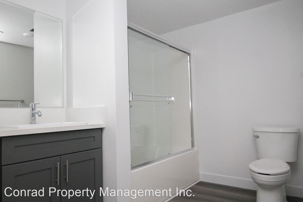 13713 Oxnard St. - Photo 10