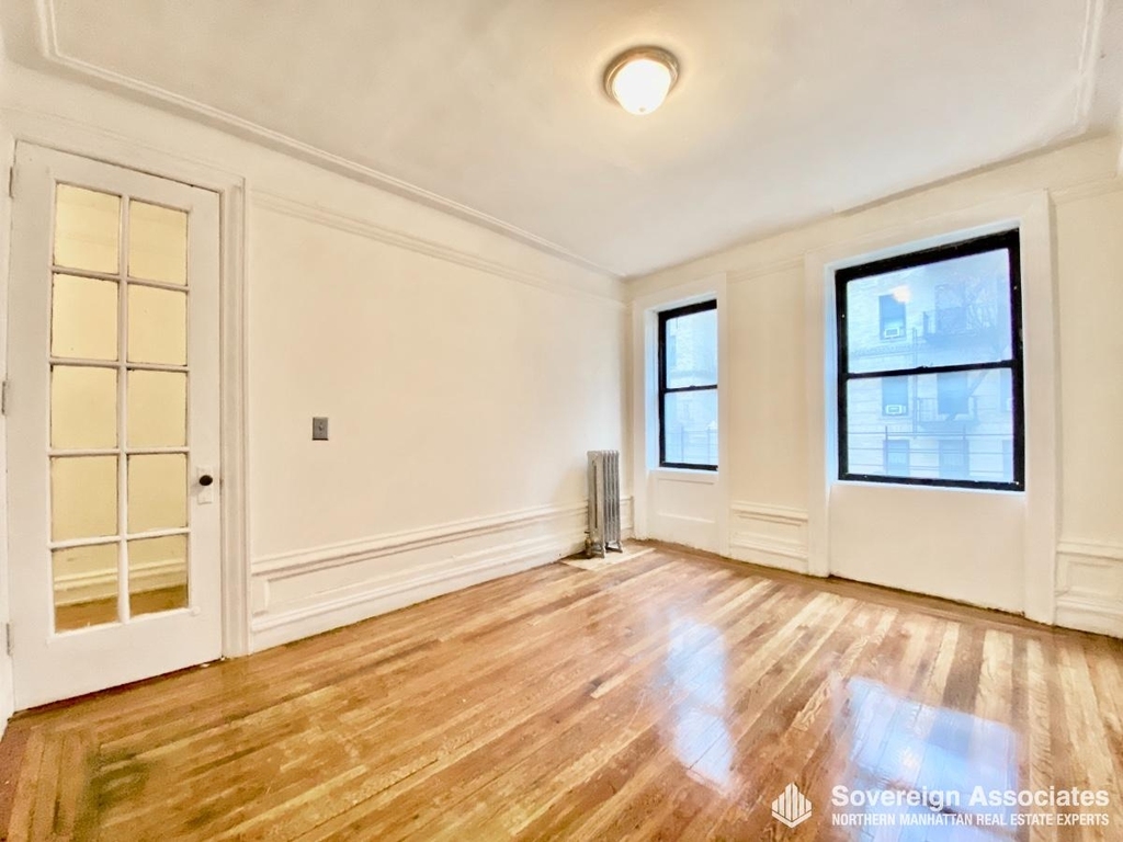 106 Cabrini Boulevard - Photo 2