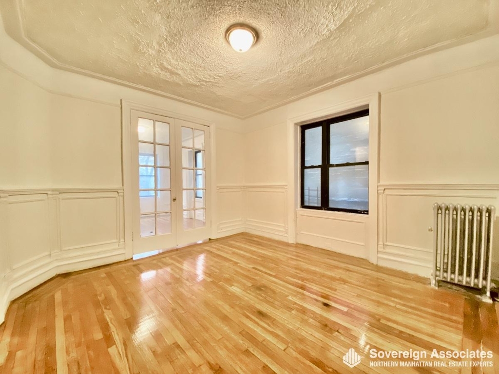 106 Cabrini Boulevard - Photo 0