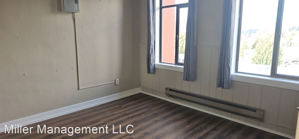275 N Broadway - Photo 13